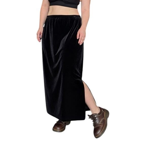 Vintage Black Velvet Maxi Skirt Pencil Straight Leg Slit Whimsygoth Whimy Witchy - Picture 1 of 6